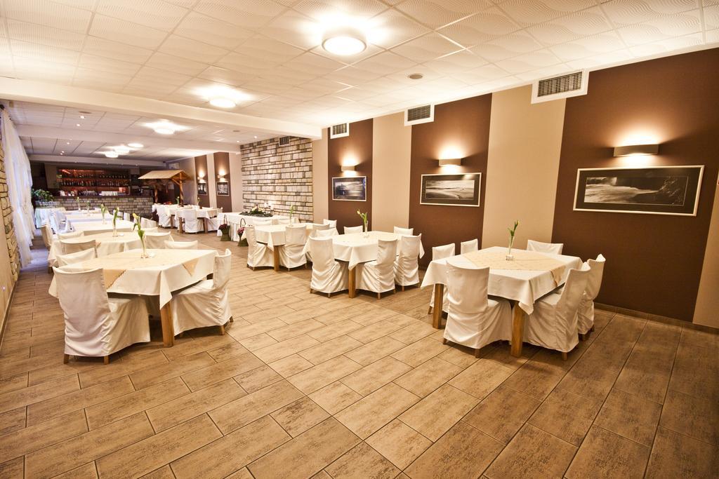 Santana Club Bed & Breakfast Wielen Zaobrzanski Dış mekan fotoğraf